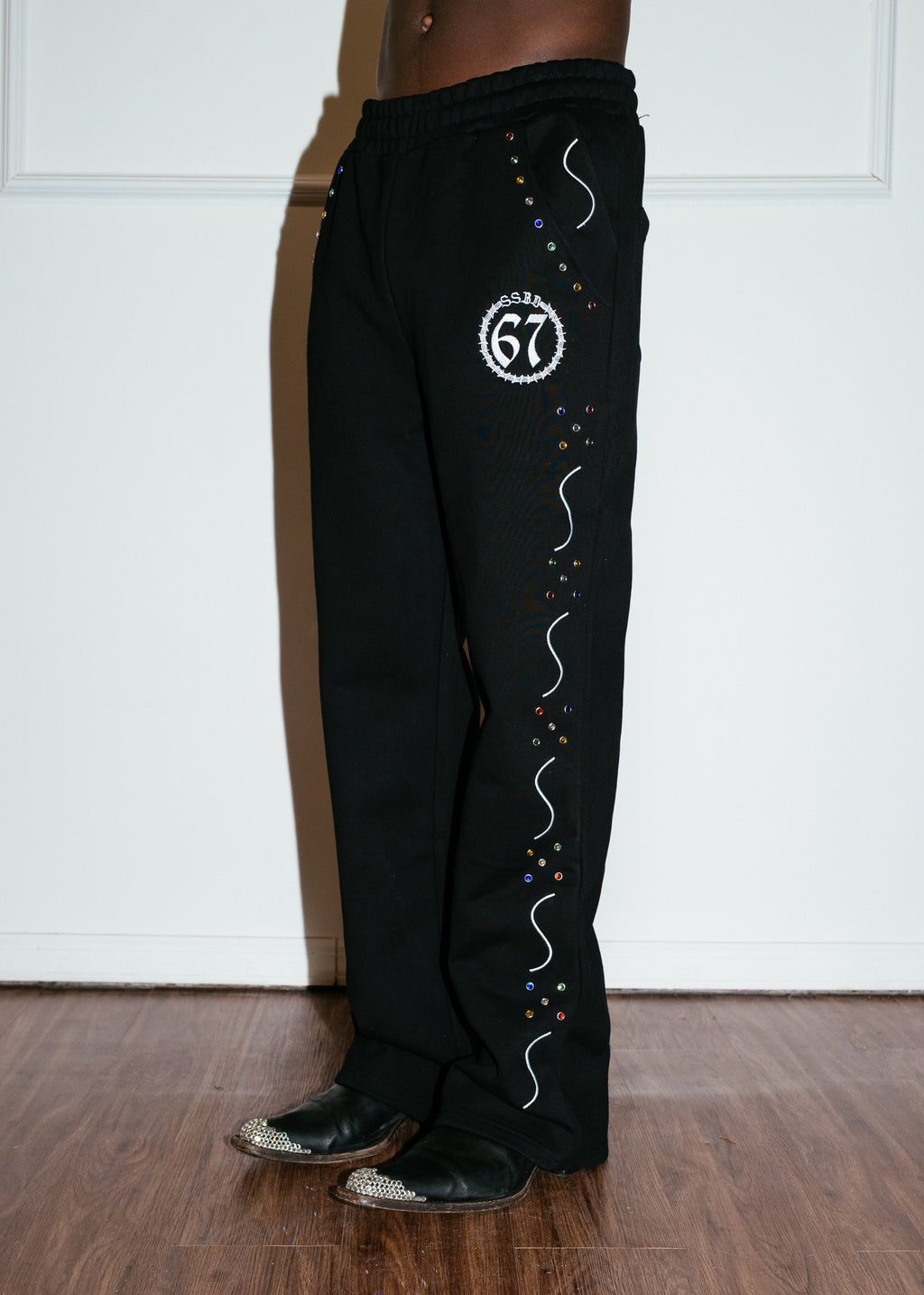 Logo loungers