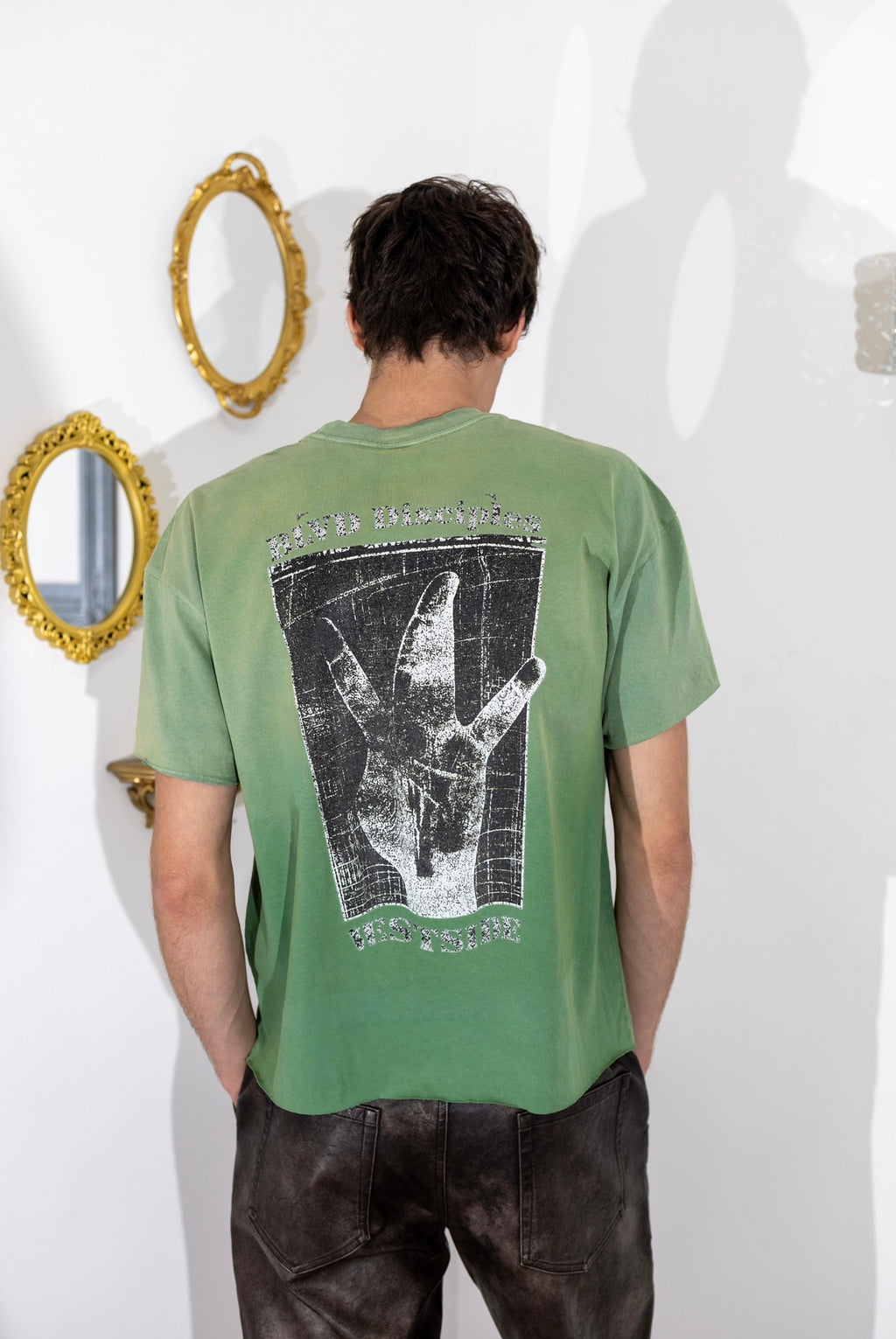 Sanctus Tee